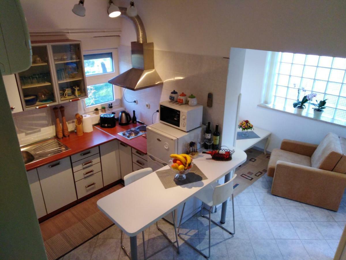 Apartments Anica プーラ エクステリア 写真
